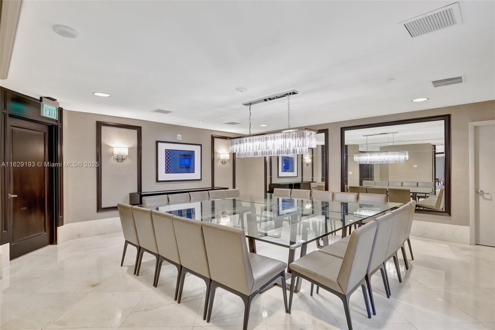 4000 ISL BLVD WILLIAMS IS - Residential