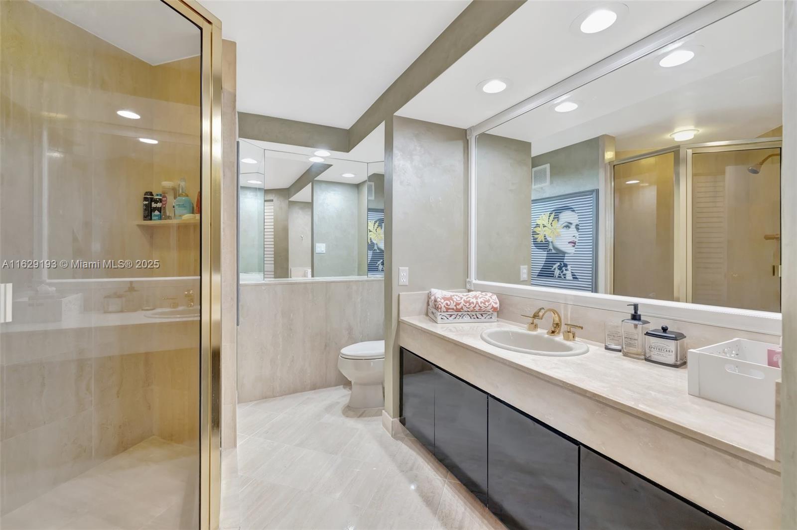 4000 ISL BLVD WILLIAMS IS - Residential