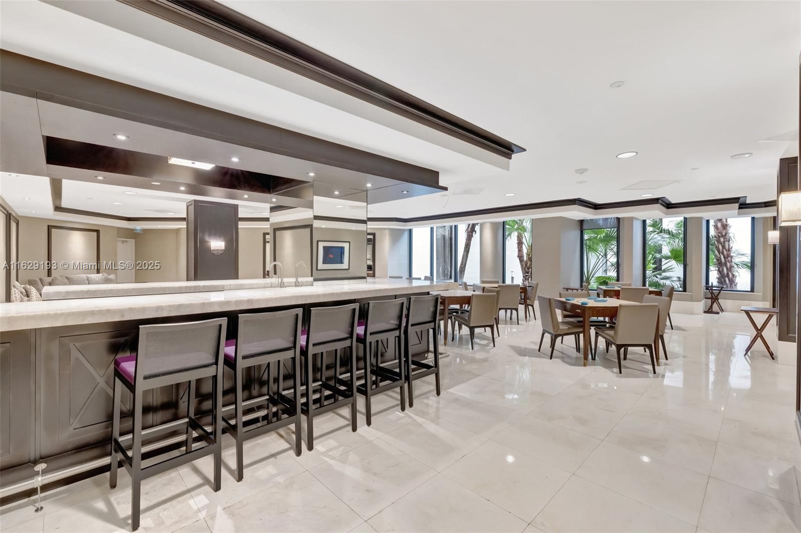 4000 ISL BLVD WILLIAMS IS - Residential