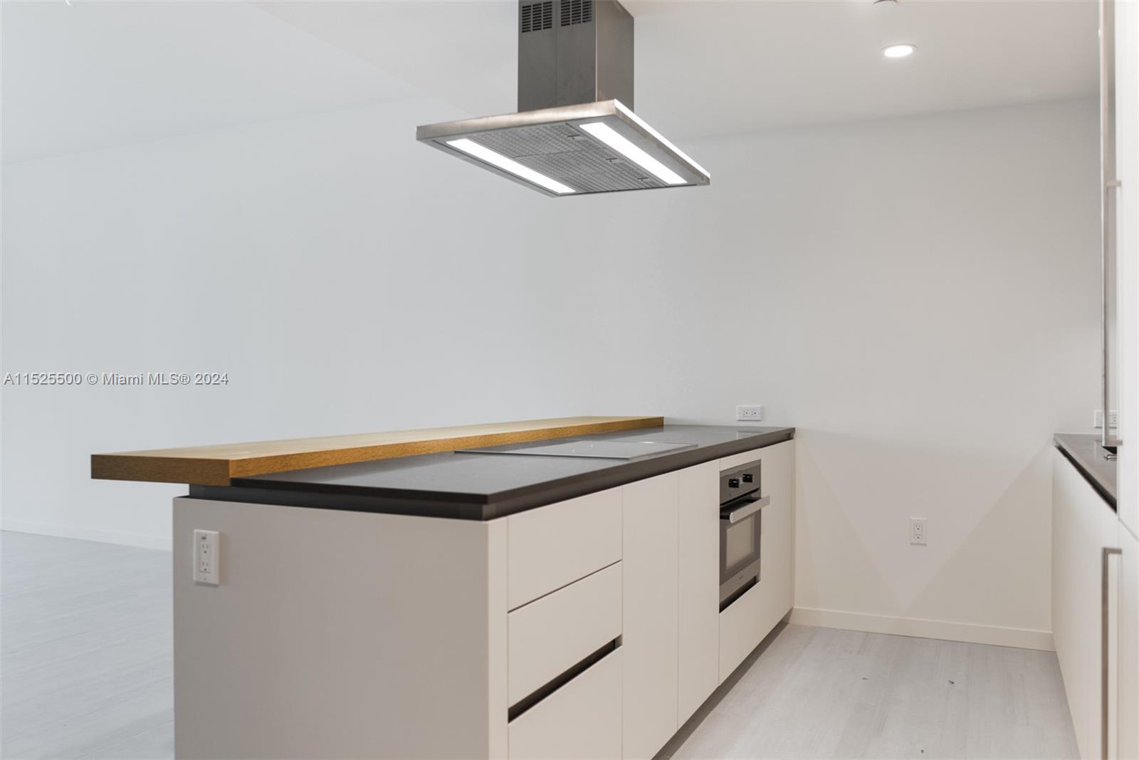 Brickell Flatiron - Residential
