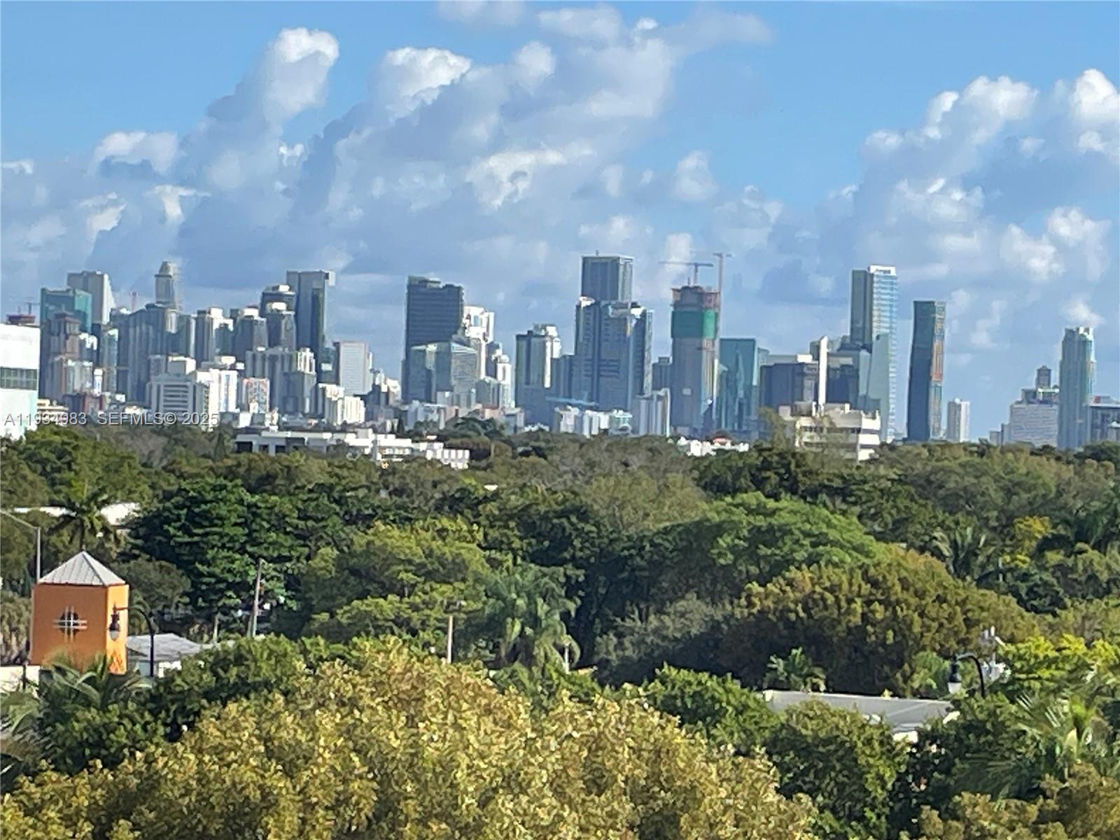 2740 SW 28th Ter 702