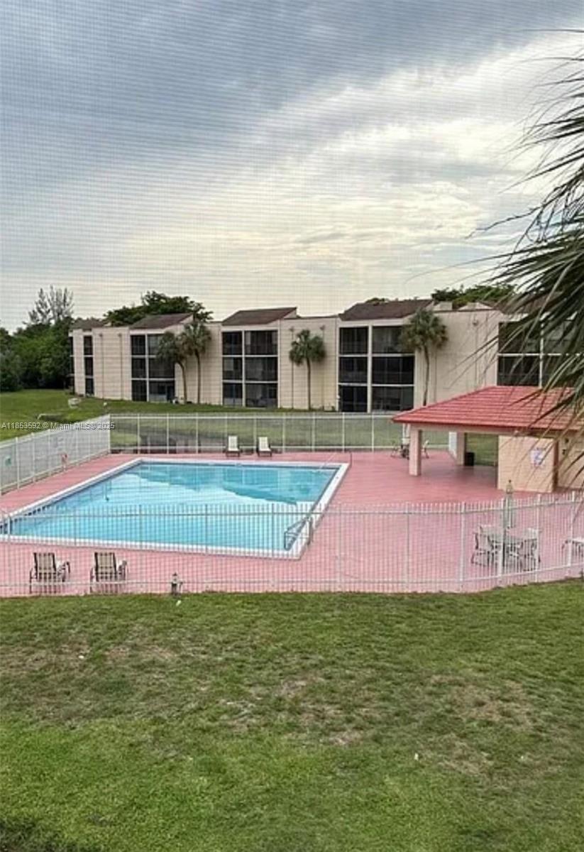 MIRAMAR CLUB CONDOMINIUM - Residential