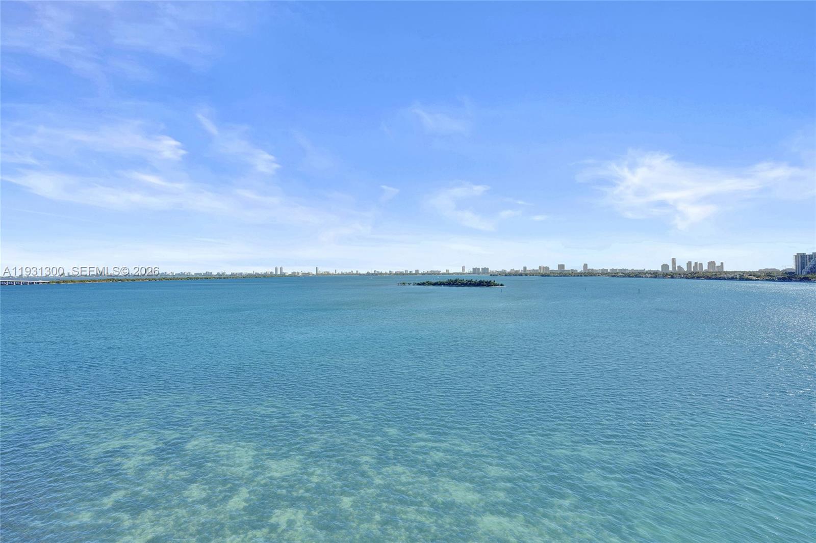 NEW WAVE CONDO - Residential