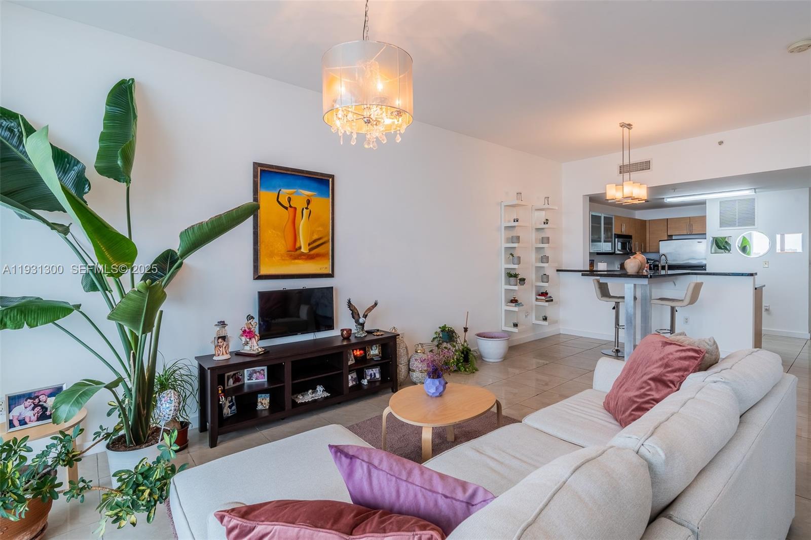 NEW WAVE CONDO - Residential