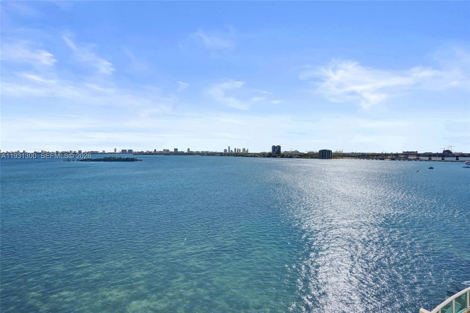 NEW WAVE CONDO - Residential