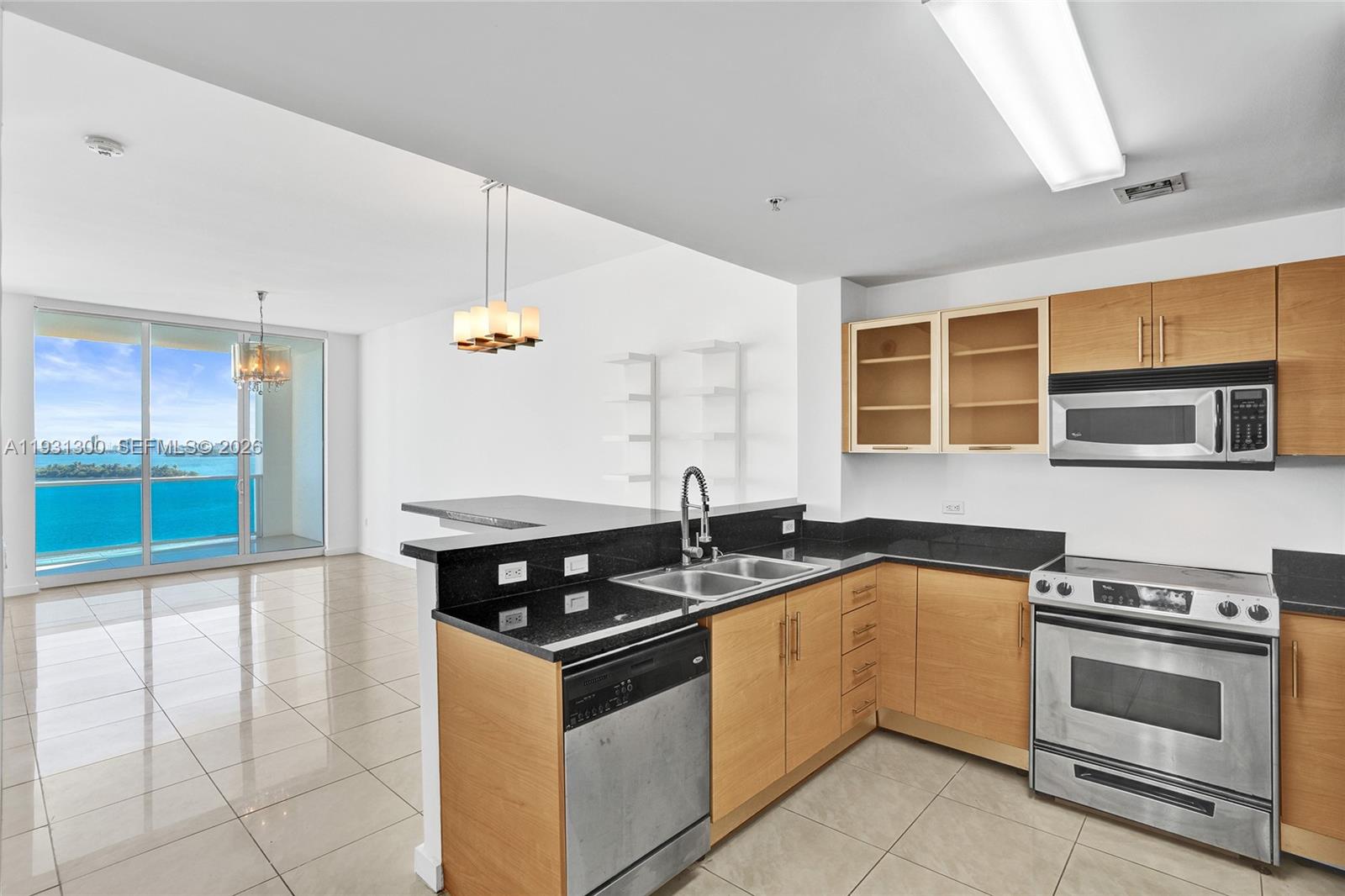 NEW WAVE CONDO - Residential