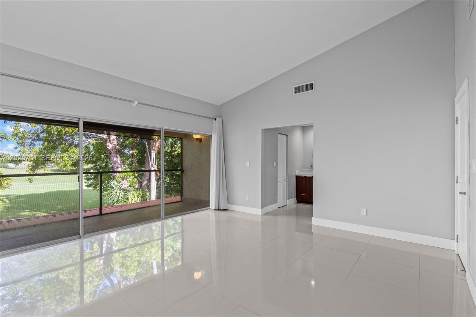CATALONIA LAKE VILLAS - Residential