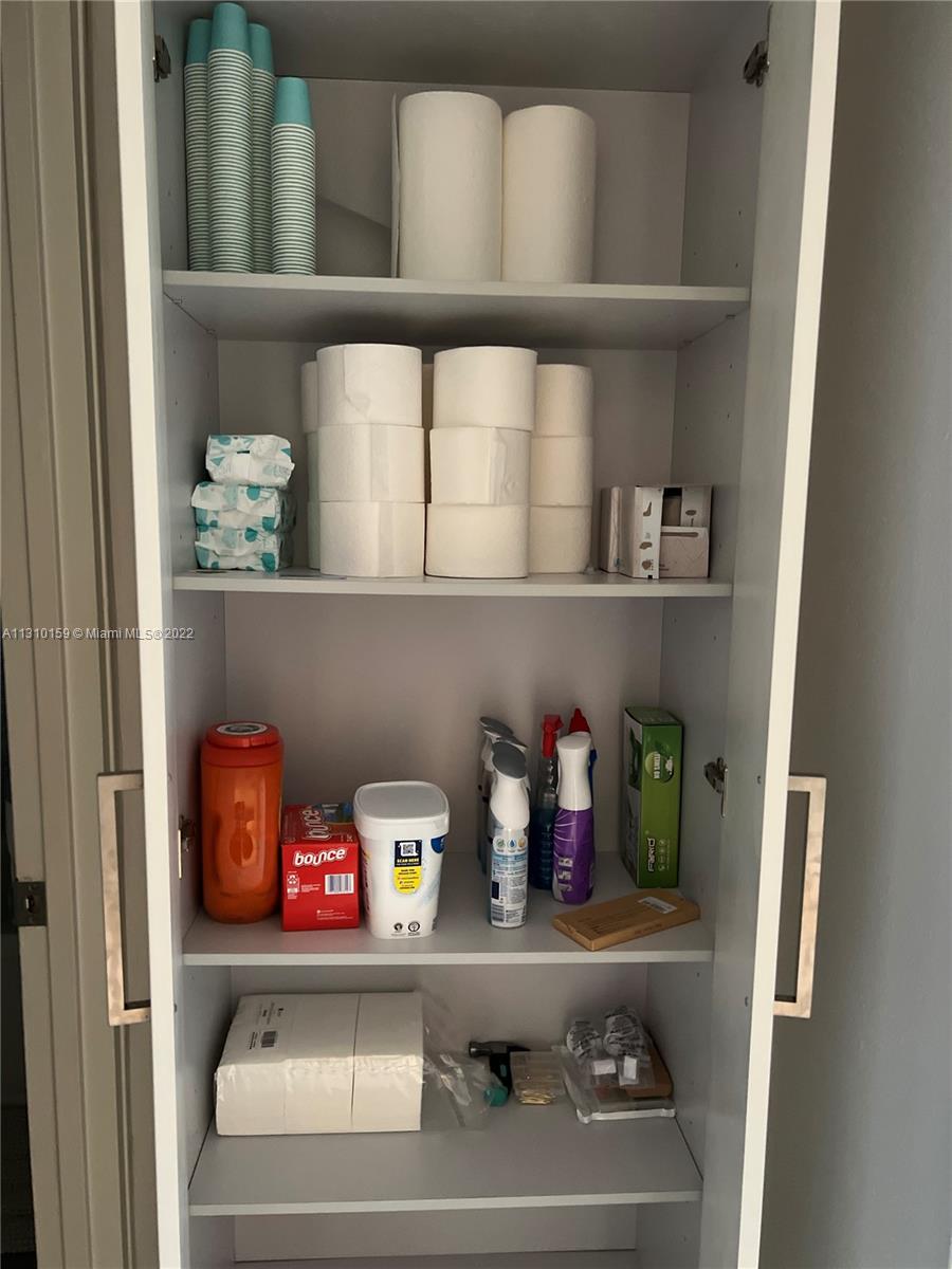 THE PLAZA OF BAL HARBOUR - Residential