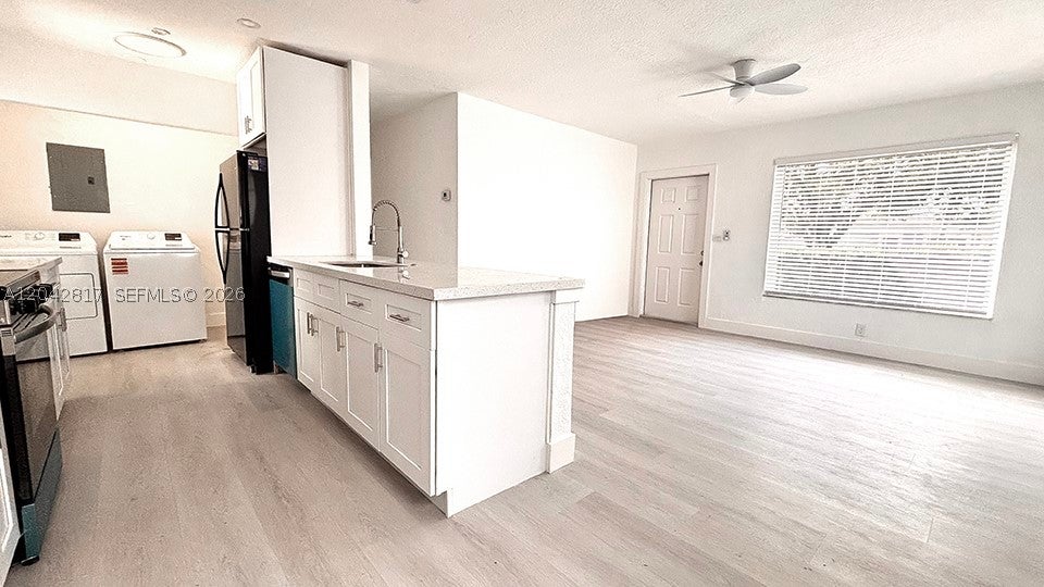 Photo of 721 N 68th Ter, Hollywood, FL 33024 (MLS # A12042817)