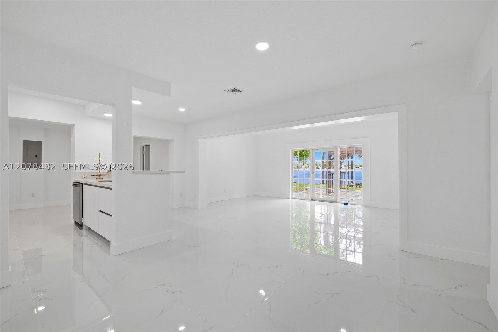 10901 SW 47th Ter