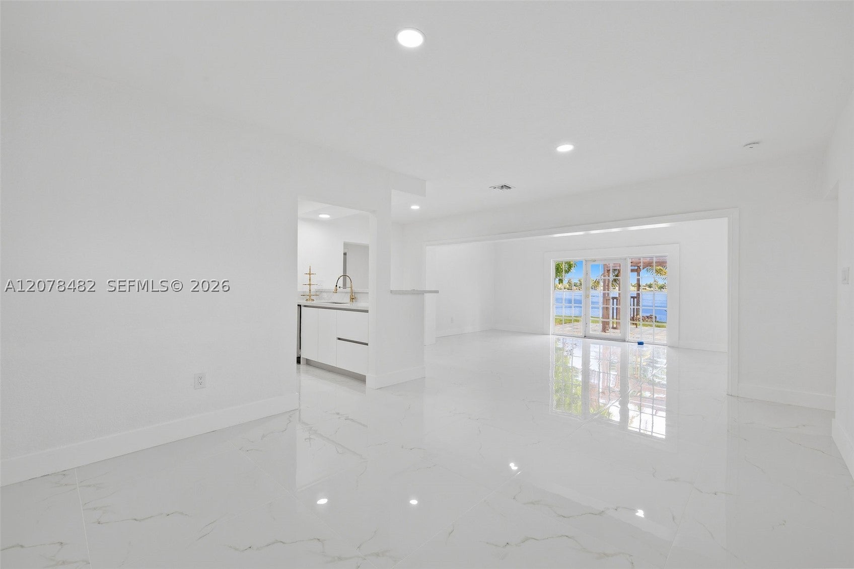 10901 SW 47th Ter