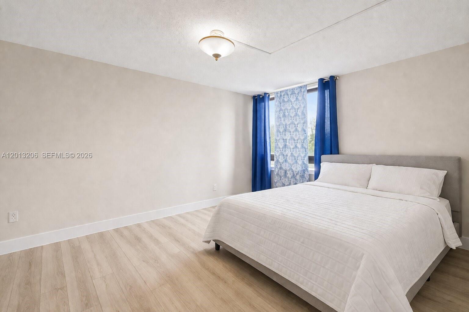 9800 W Bay Harbor Dr 406
