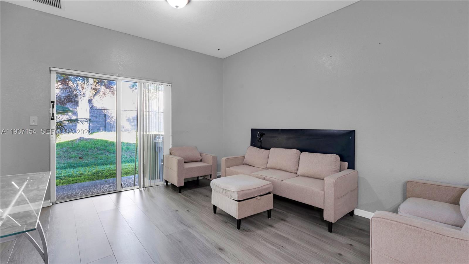 BANYAN BAY CONDO - Residential