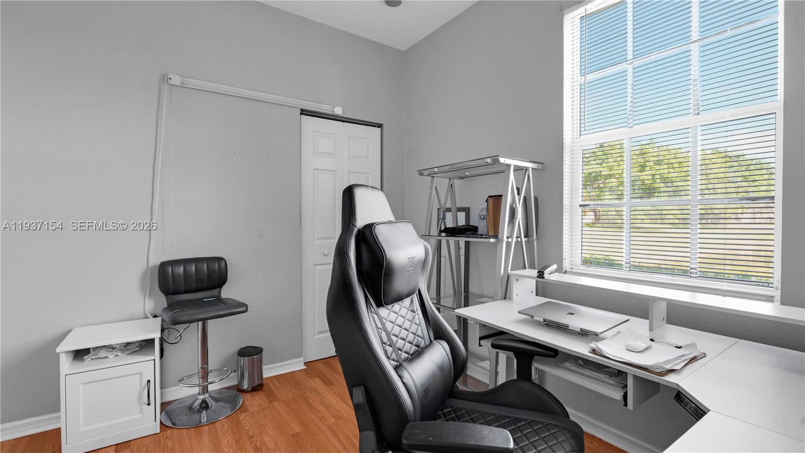 BANYAN BAY CONDO - Residential