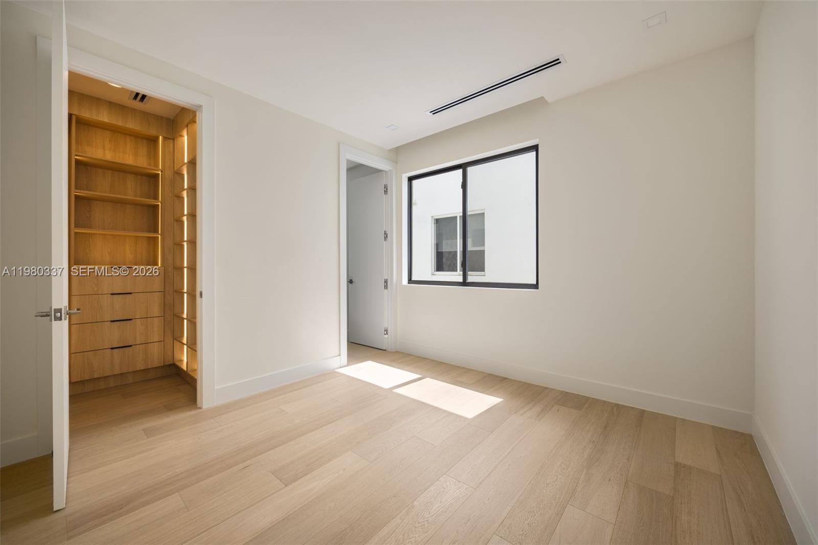 PALMHURST - Residential