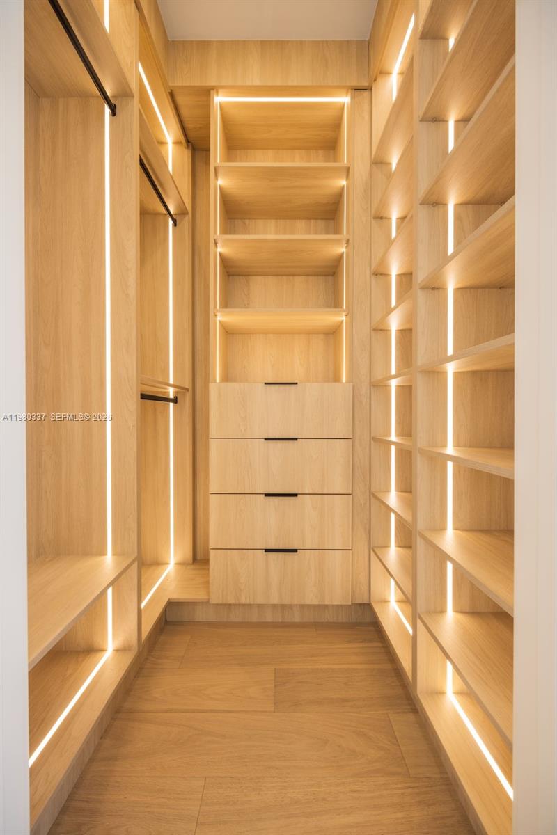 PALMHURST - Residential