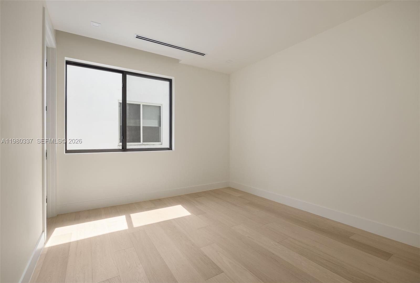 PALMHURST - Residential