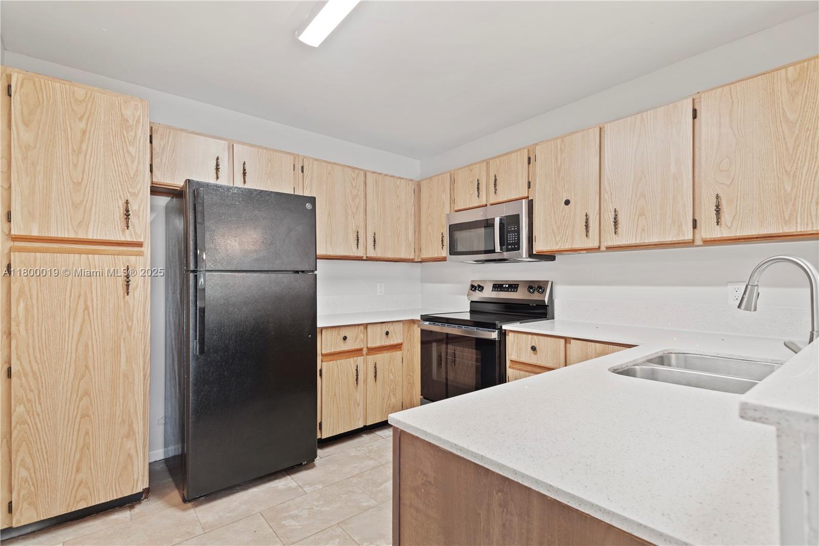 LAKE COLONY PH 3 - Residential