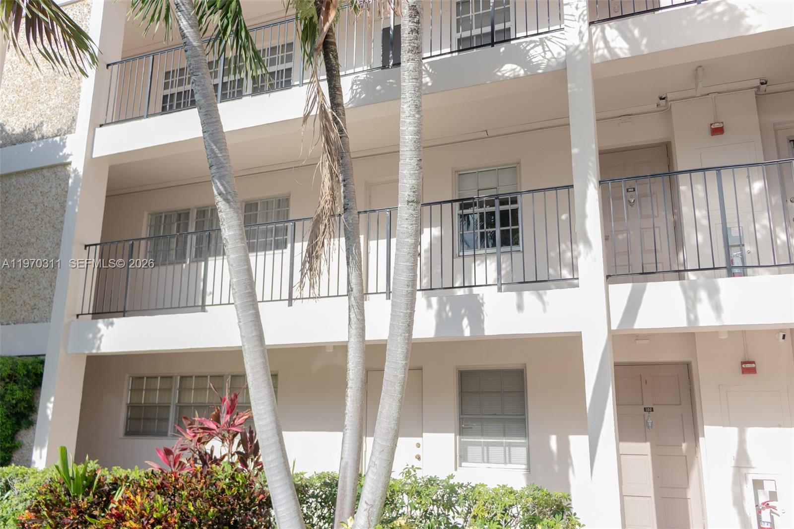 NO 12 PALM-AIRE COUNTRY C - Residential