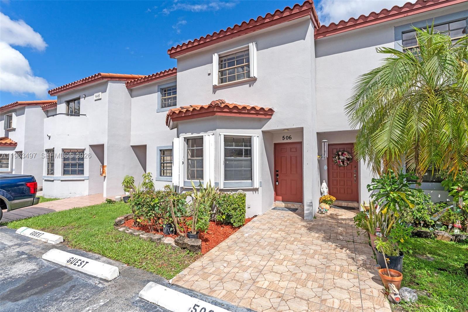 SOUTH LAKES VILLAGE II CO - Residential