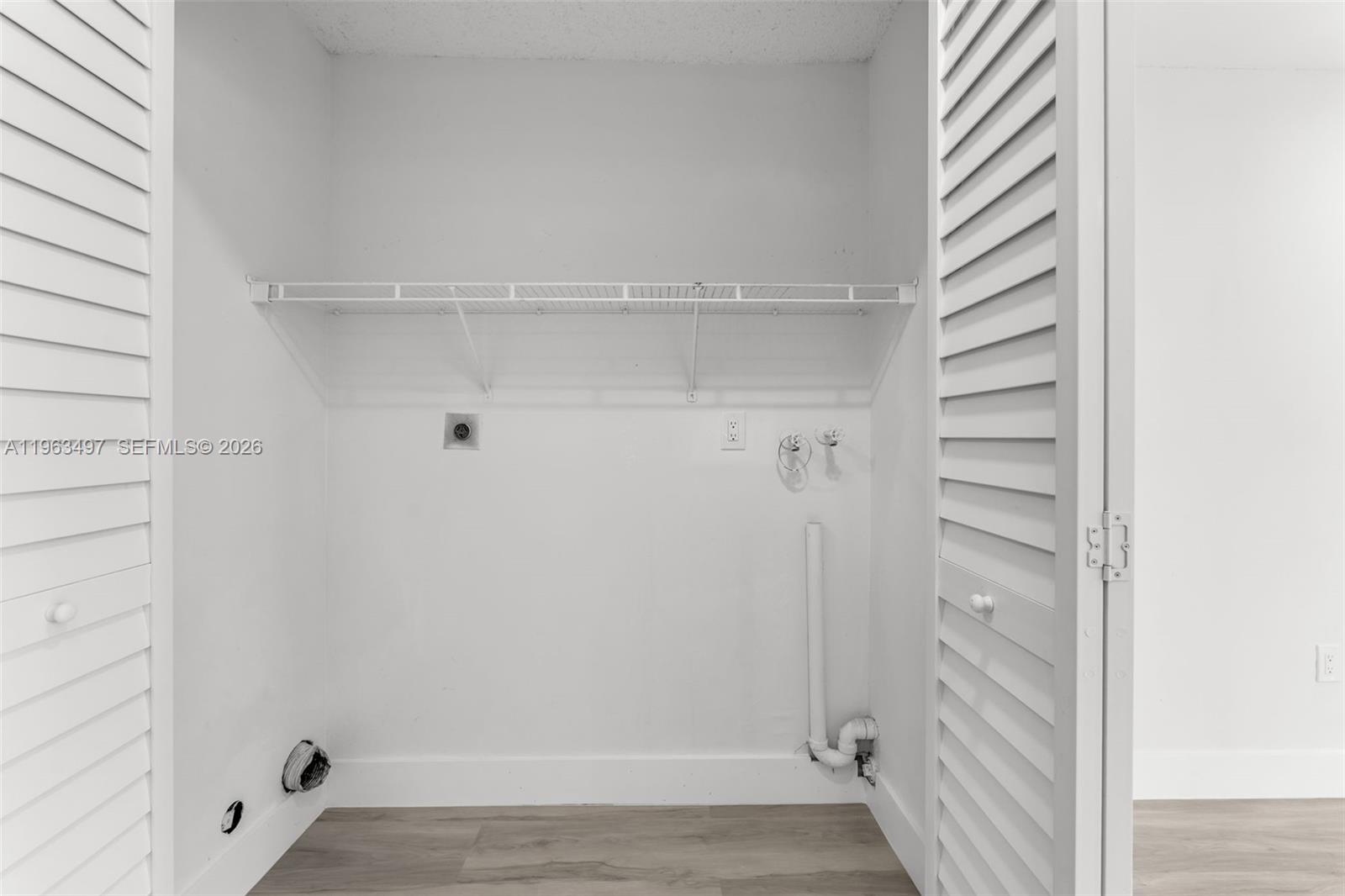 SOUTH LAKES VILLAGE II CO - Residential