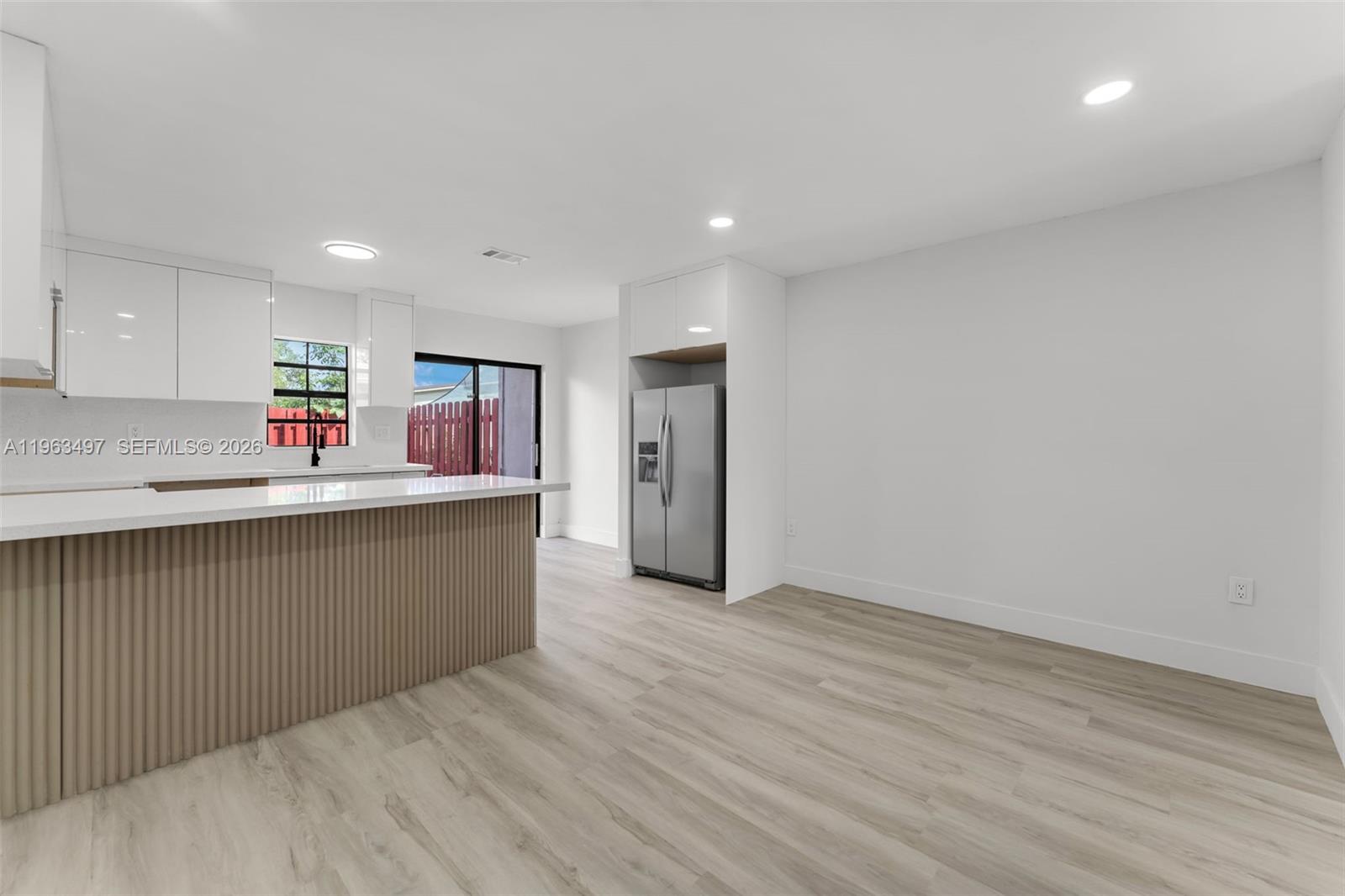 SOUTH LAKES VILLAGE II CO - Residential