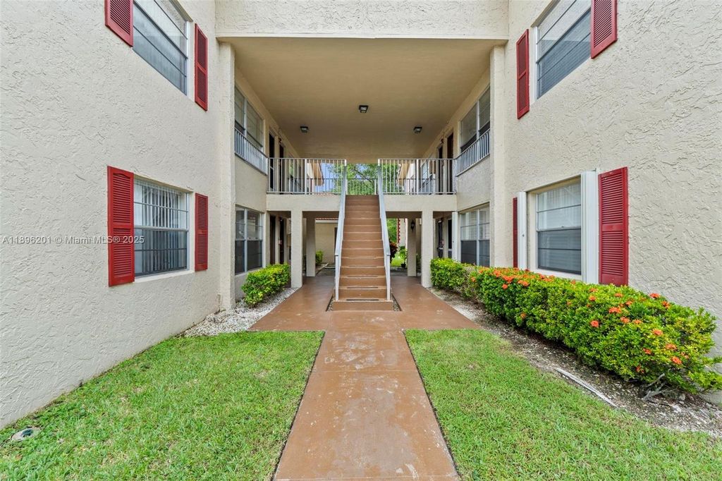 Photo of 3586 N University Dr #U-6, Coral Springs, FL 33065 (MLS # A11896201)