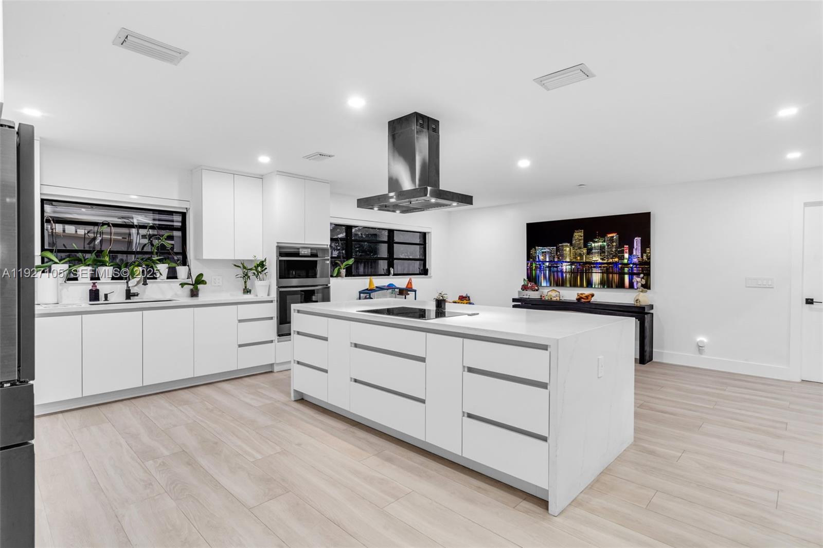 GATELAND ESTATES - Residential