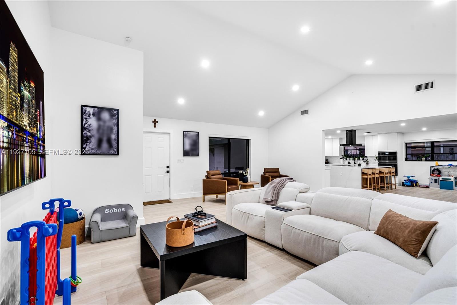 GATELAND ESTATES - Residential