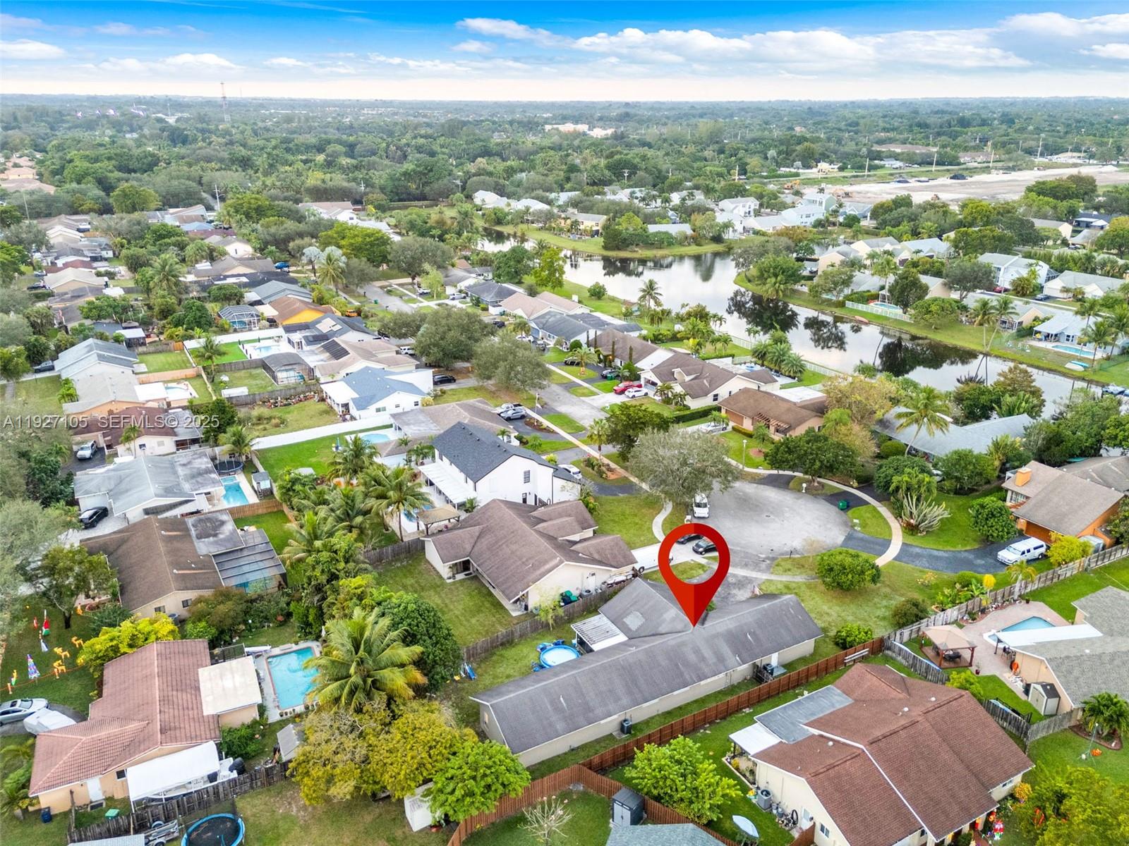 GATELAND ESTATES - Residential