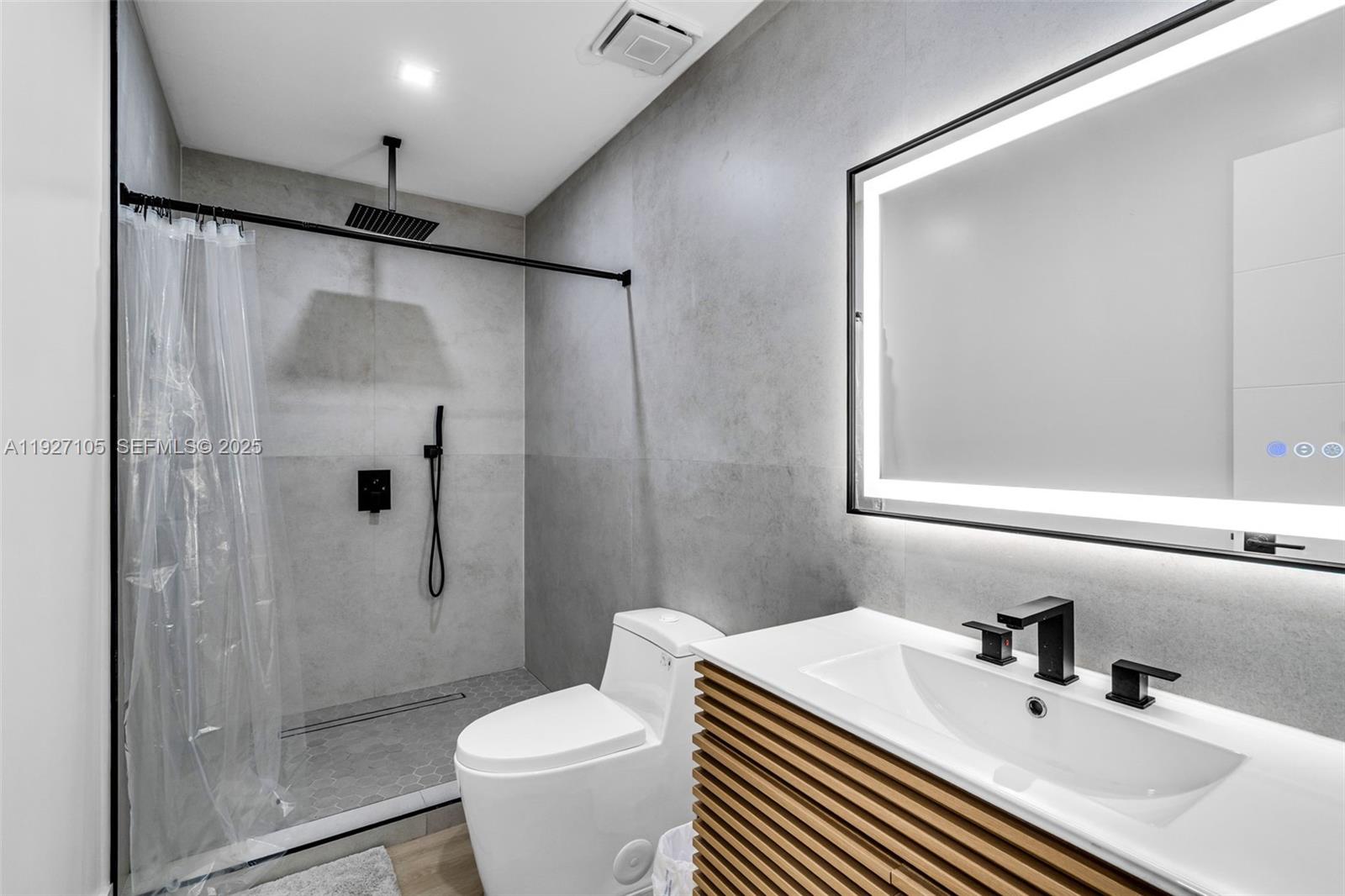 GATELAND ESTATES - Residential