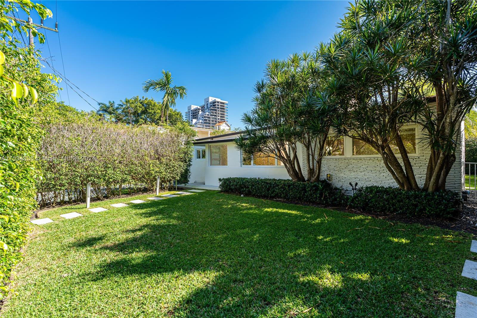 BISCAYNE ISL - Residential