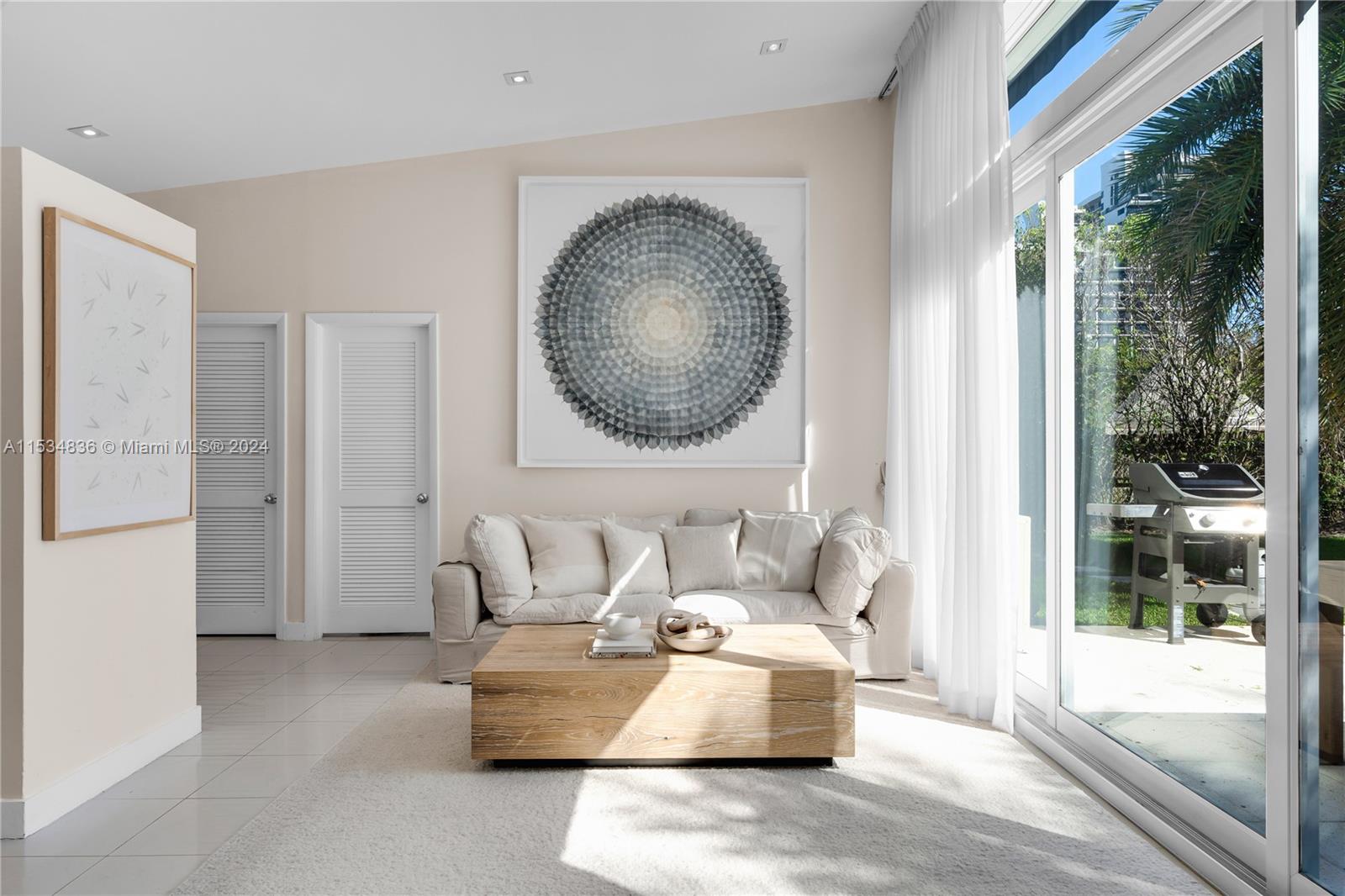 BISCAYNE ISL - Residential