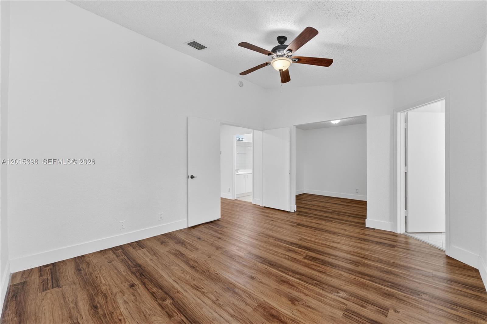 PEMBROKE SHORES - Residential Lease