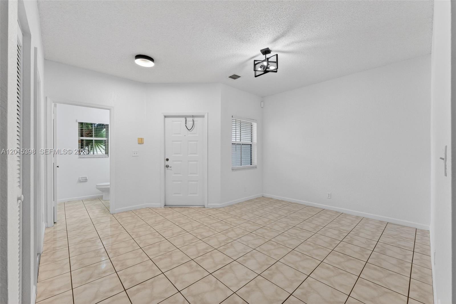 16889 SW 1st Mnr