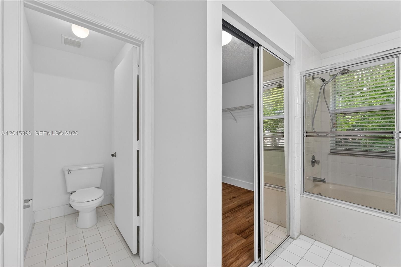 PEMBROKE SHORES - Residential Lease
