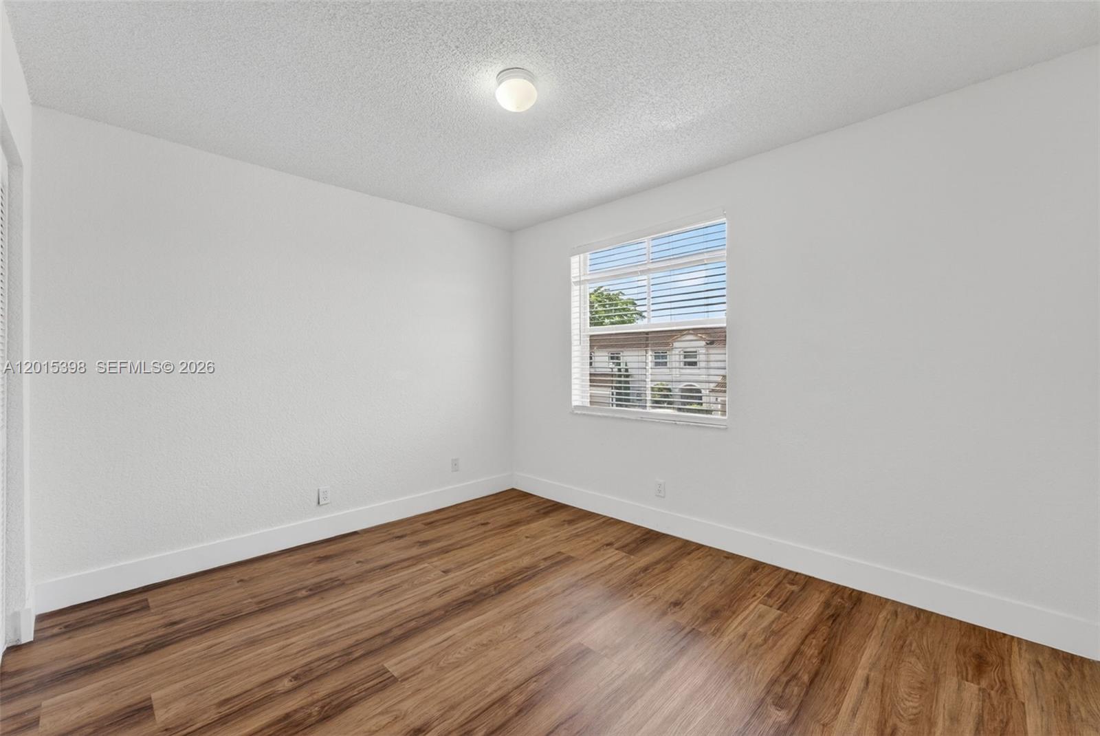 PEMBROKE SHORES - Residential Lease