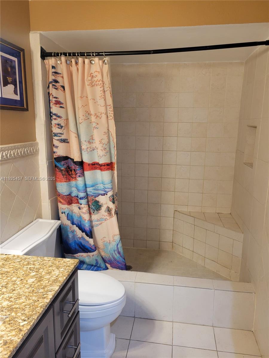 PEMBROKE LAKES SECTION SE - Residential Lease