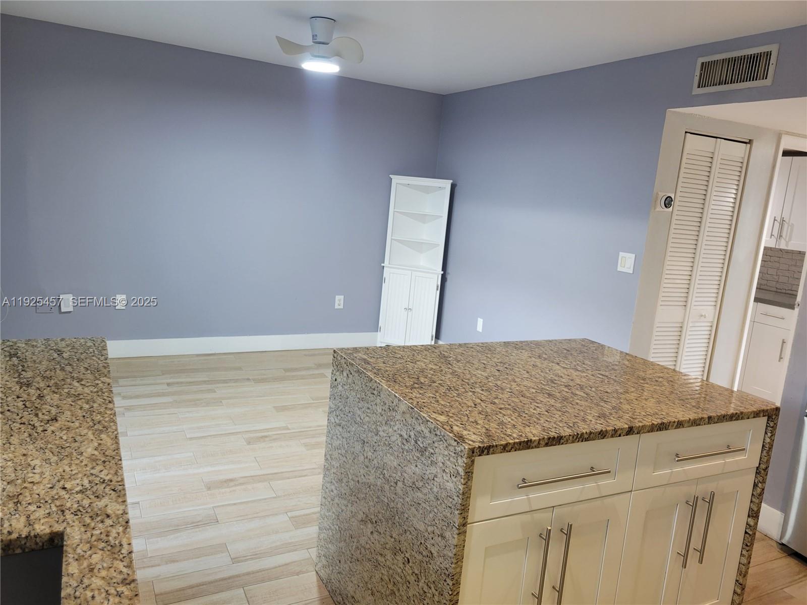 PEMBROKE LAKES SECTION SE - Residential Lease