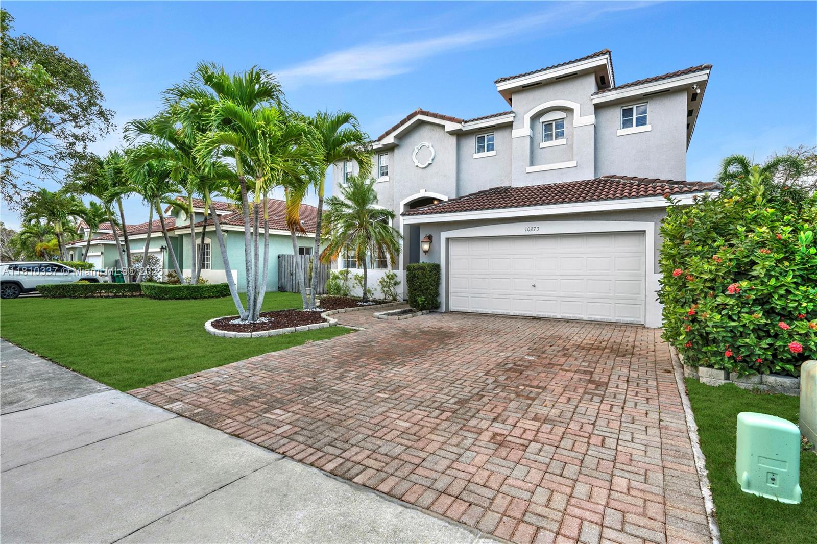 Rental Property at 10273 Sw 224th Ter, Cutler Bay, Miami-Dade County, Florida - Bedrooms: 5 
Bathrooms: 3  - $4,000 MO.
