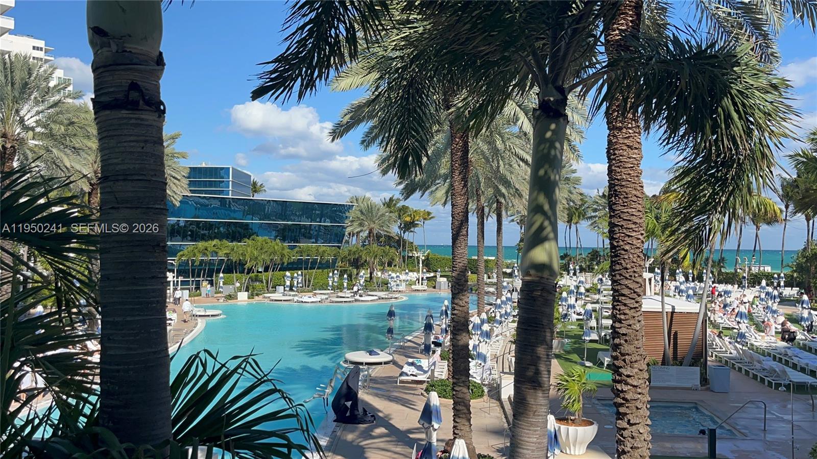 FONTAINEBLEAU III OCEAN C - Residential