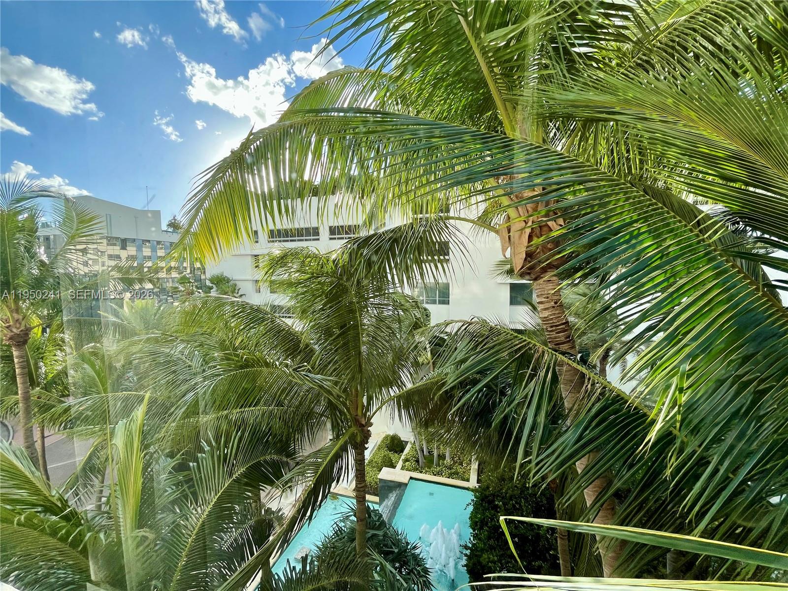 FONTAINEBLEAU III OCEAN C - Residential