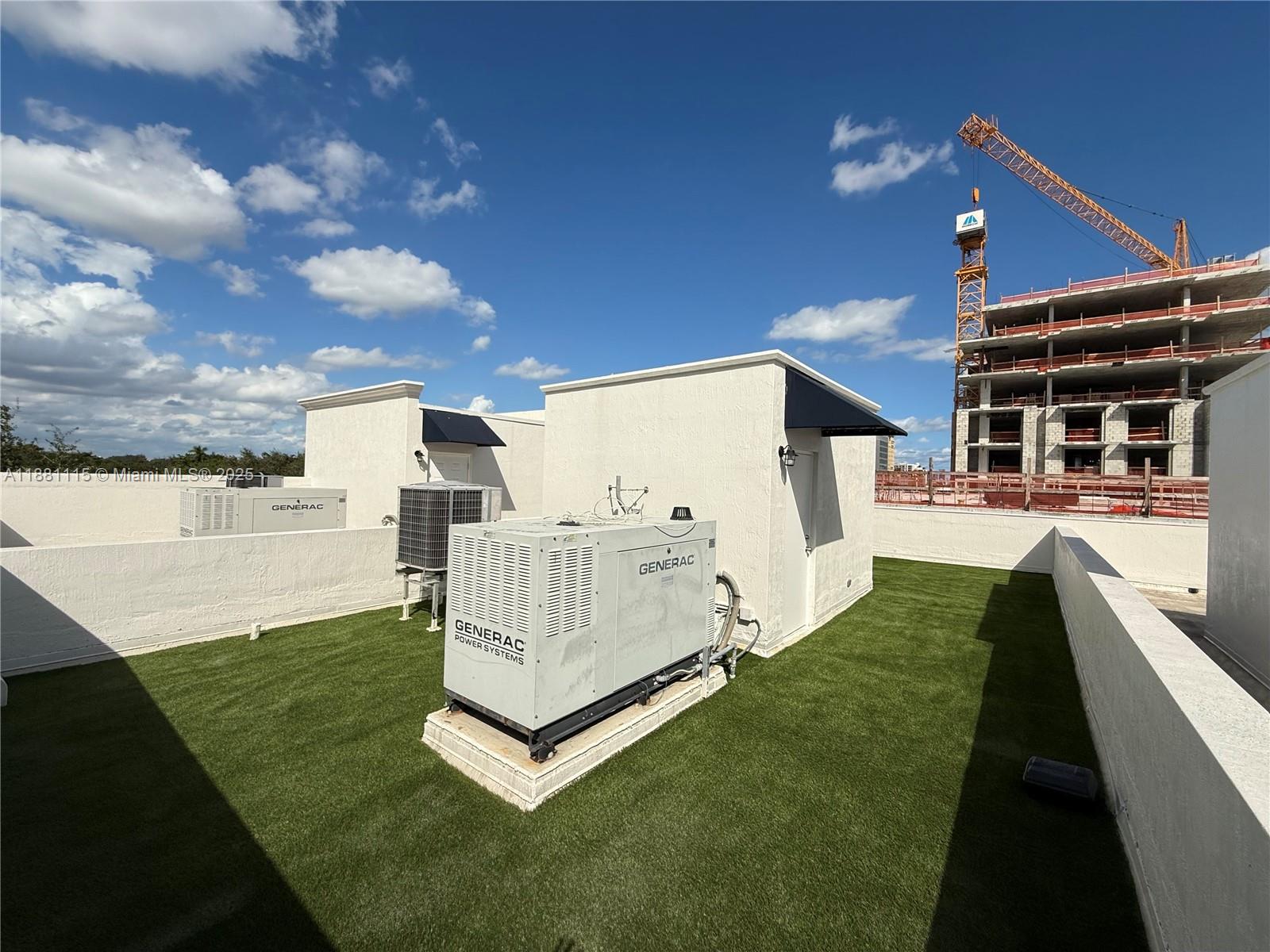 Madeira Townhomes - Residential