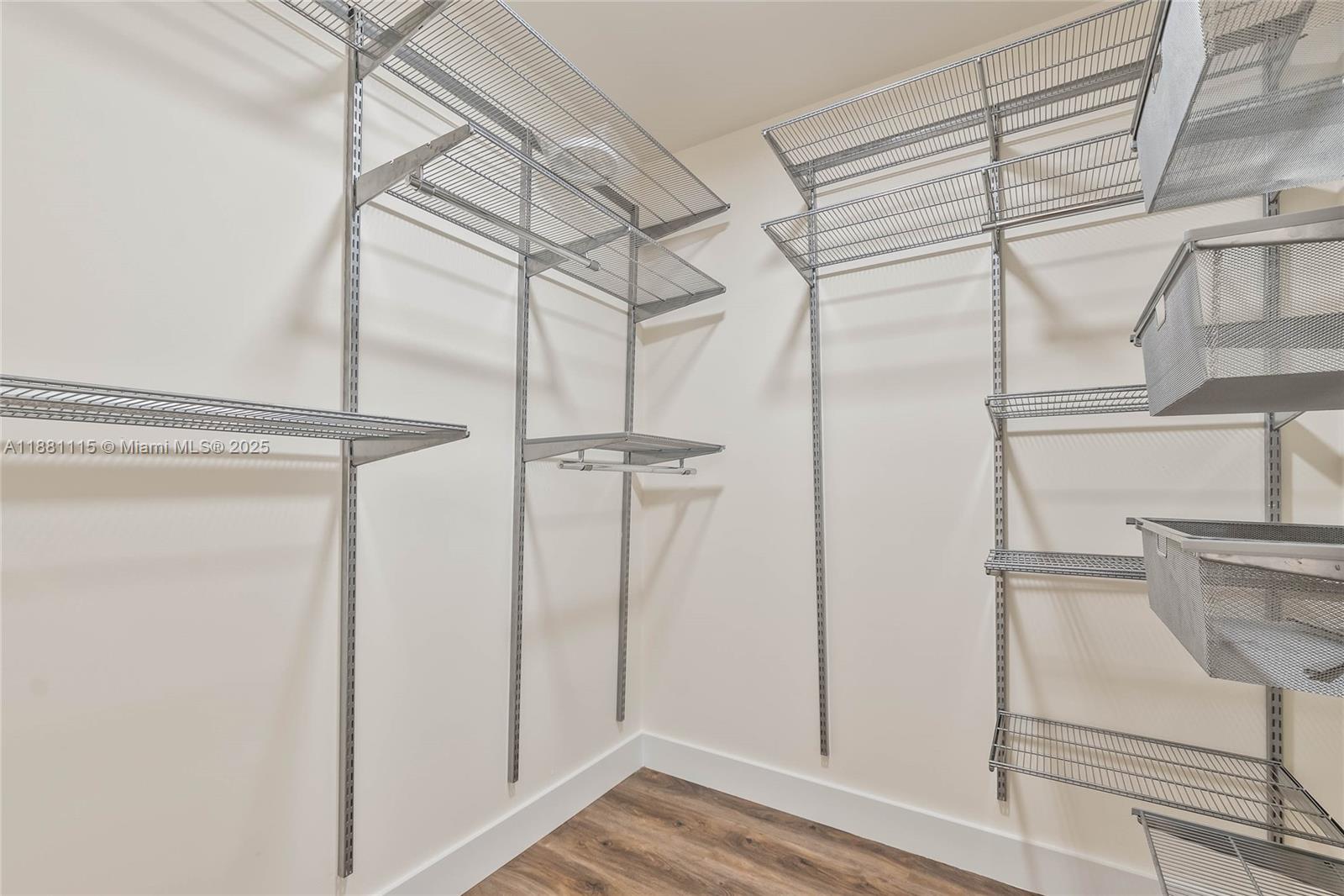 Madeira Townhomes - Residential