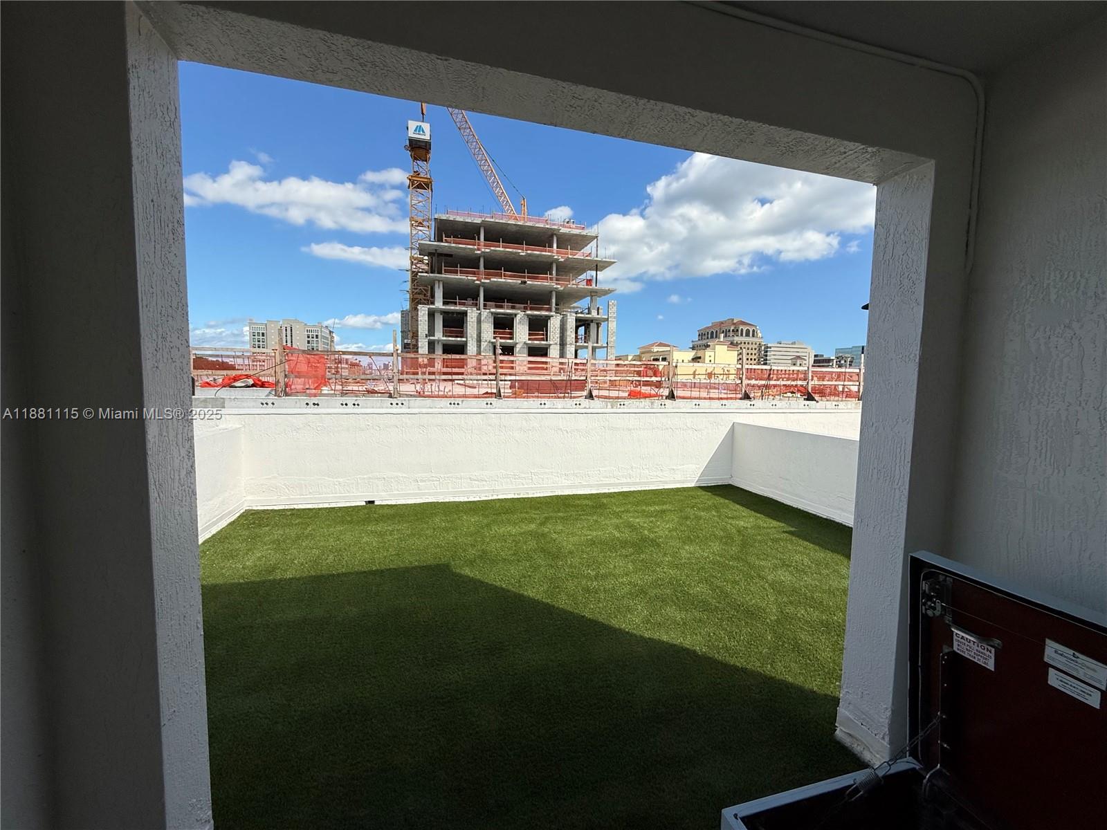 Madeira Townhomes - Residential