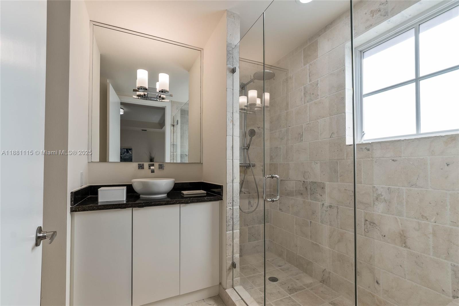 Madeira Townhomes - Residential