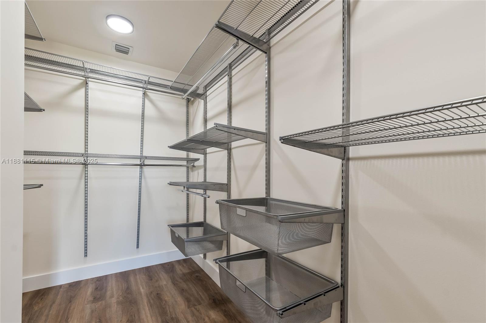 Madeira Townhomes - Residential