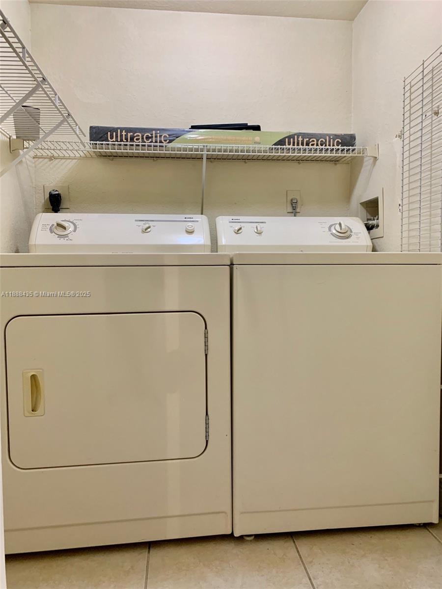 BREEZE OF GALLOWAY CONDO - Residential Lease