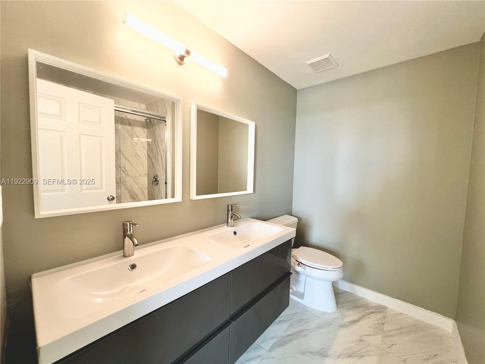 SECTORS 3 & 4 BOUNDARY PL - Residential Lease