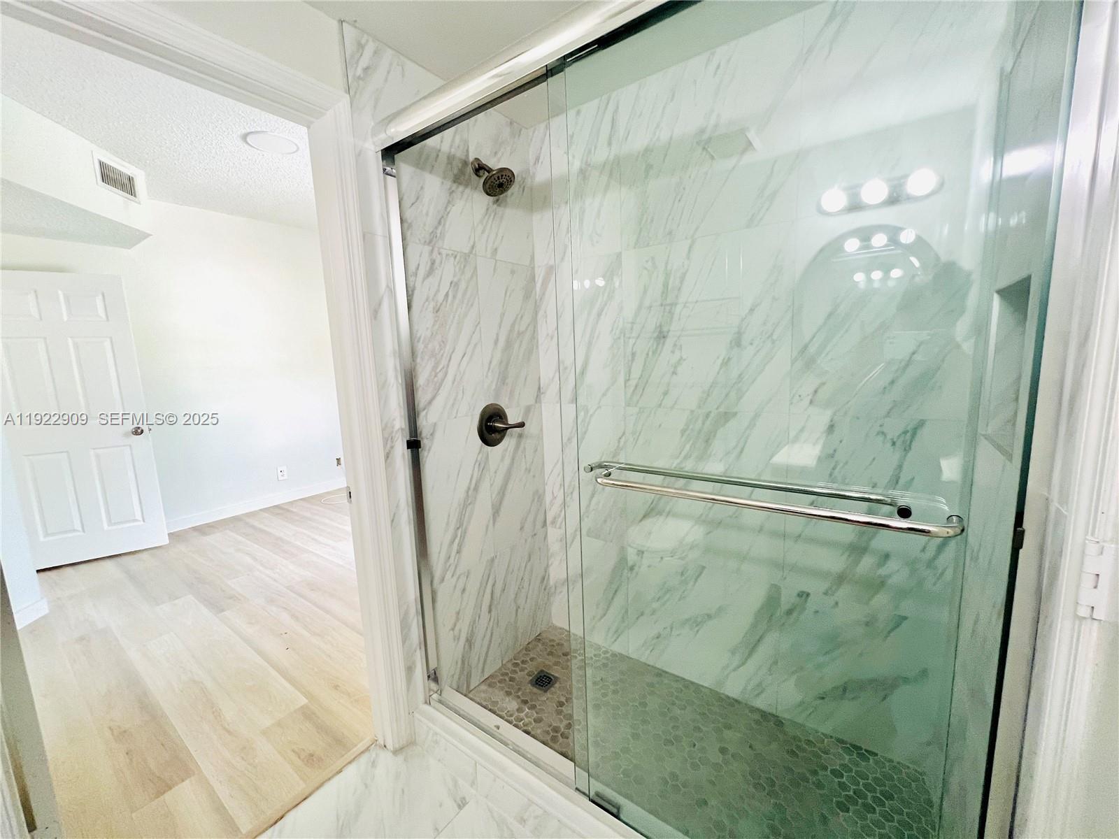 SECTORS 3 & 4 BOUNDARY PL - Residential Lease